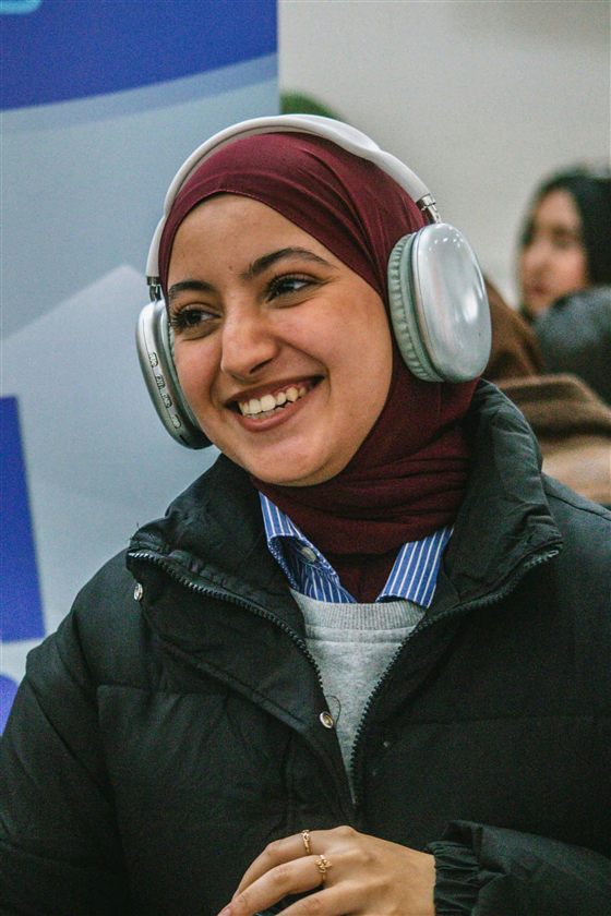 A happy RadiYO! listener