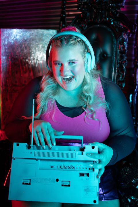 A happy RadiYO! listener